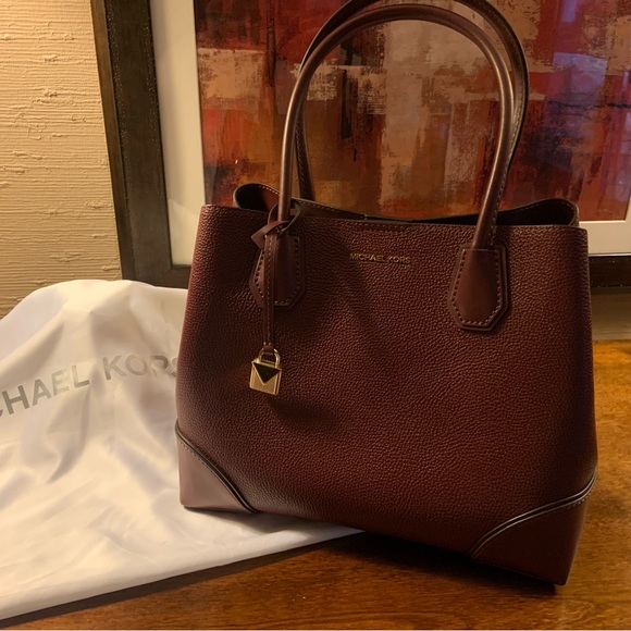 NWOT Michael Kors Medium Mercer Gallery Satchel - Oxblood - Picture 1 of 7